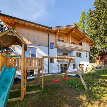 Zillertal Arena 1 Otel 4*